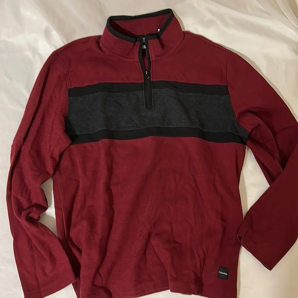 Calvin Klein Men’s Large Red Gray Quarter Zip Pull Over Long Sleeve Cotton Shirt